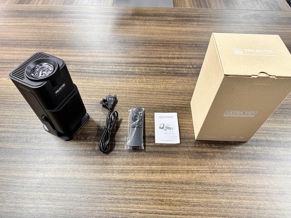 HY320 Smart Mini Projector – 160 Lumens, 720p HD, 150" Screen, WiFi Support